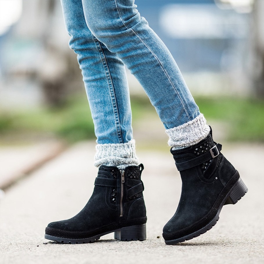 Dames Liberty Geperforeerde Leren Enkellaarzen Muckboot Zwart